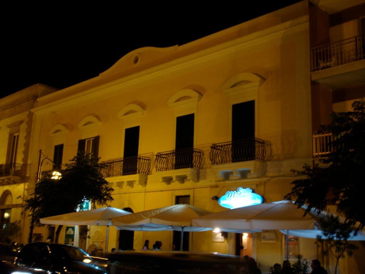 Beautiful Property In The Heart Of Gallipoli Exterior foto